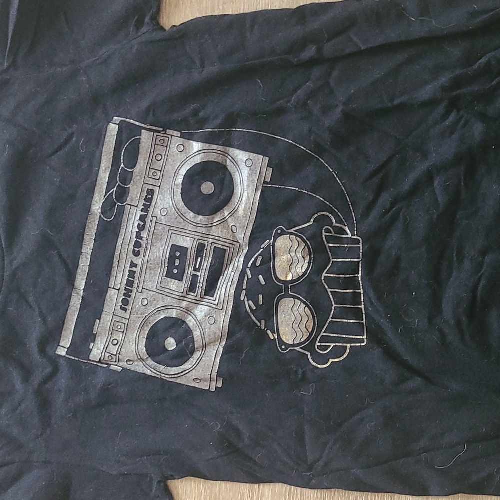 VINTAGE Johnny Cupcakes
